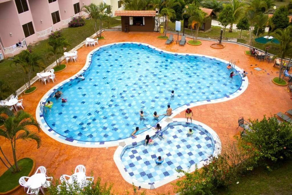 Lotus Desaru Beach Resort, 2 Bdrms, W/Splash Park Bandar Penawar ภายนอก รูปภาพ